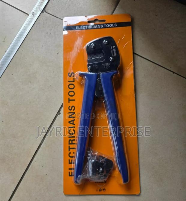 MC4 Crimping Tool