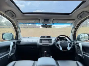 Toyota Land Cruiser Prado 2017