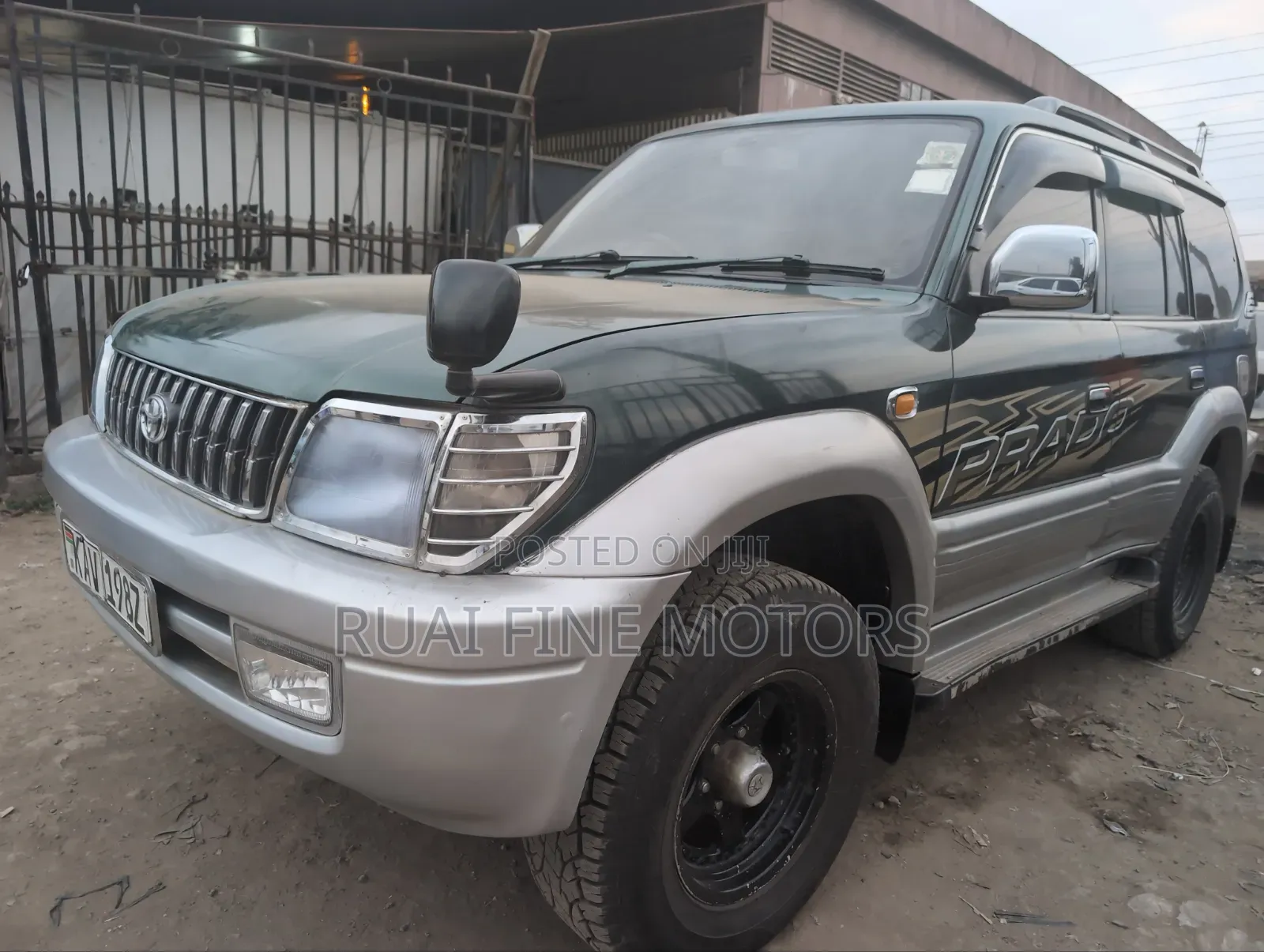Toyota Land Cruiser 90 1997 Green