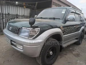 Toyota Land Cruiser 90 1997 Green