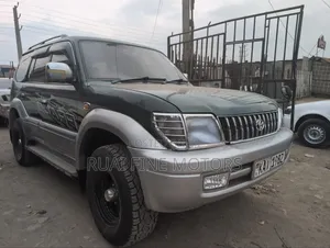 Toyota Land Cruiser 90 1997 Green