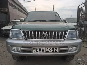 Toyota Land Cruiser 90 1997 Green
