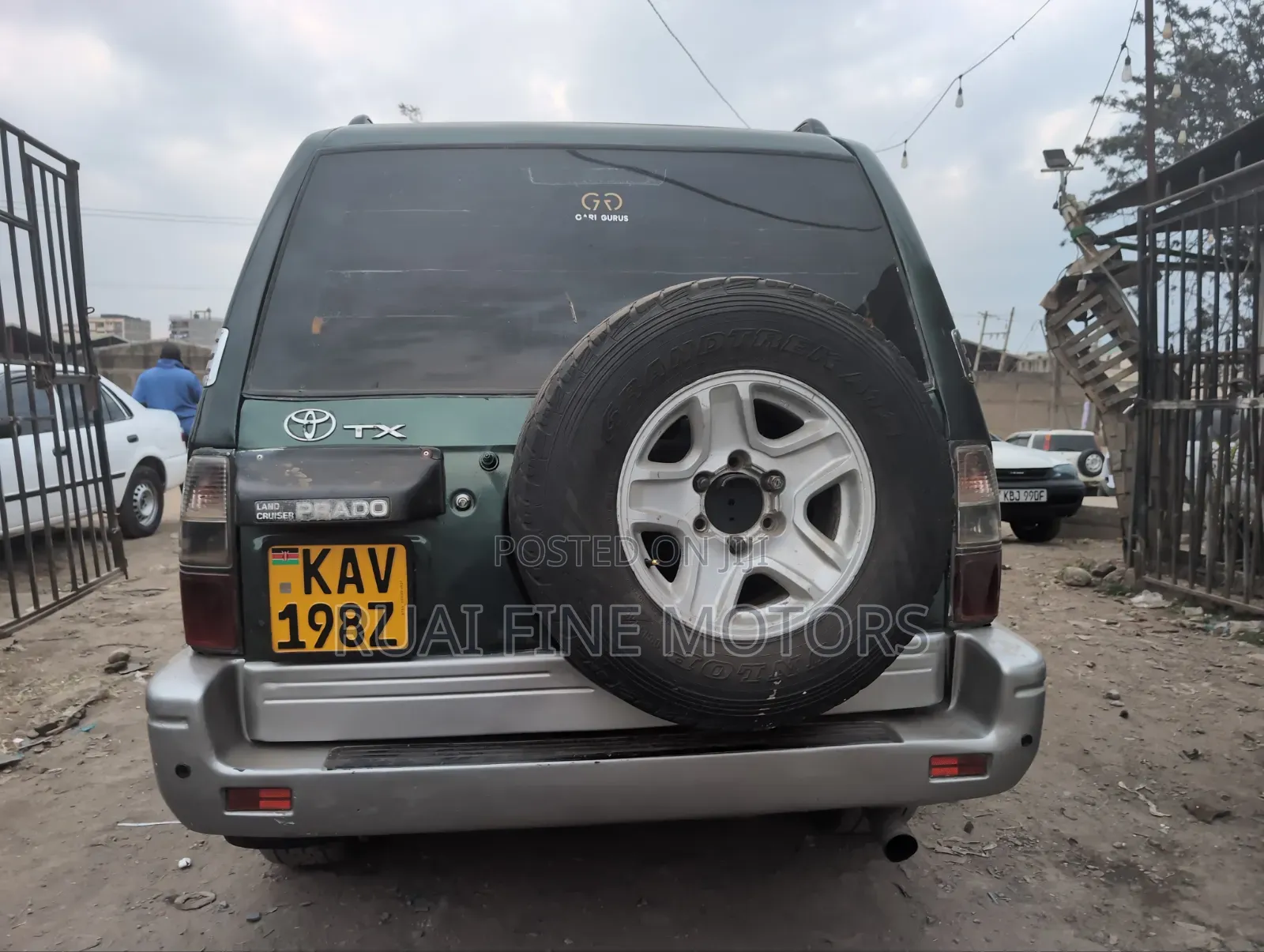Toyota Land Cruiser 90 1997 Green