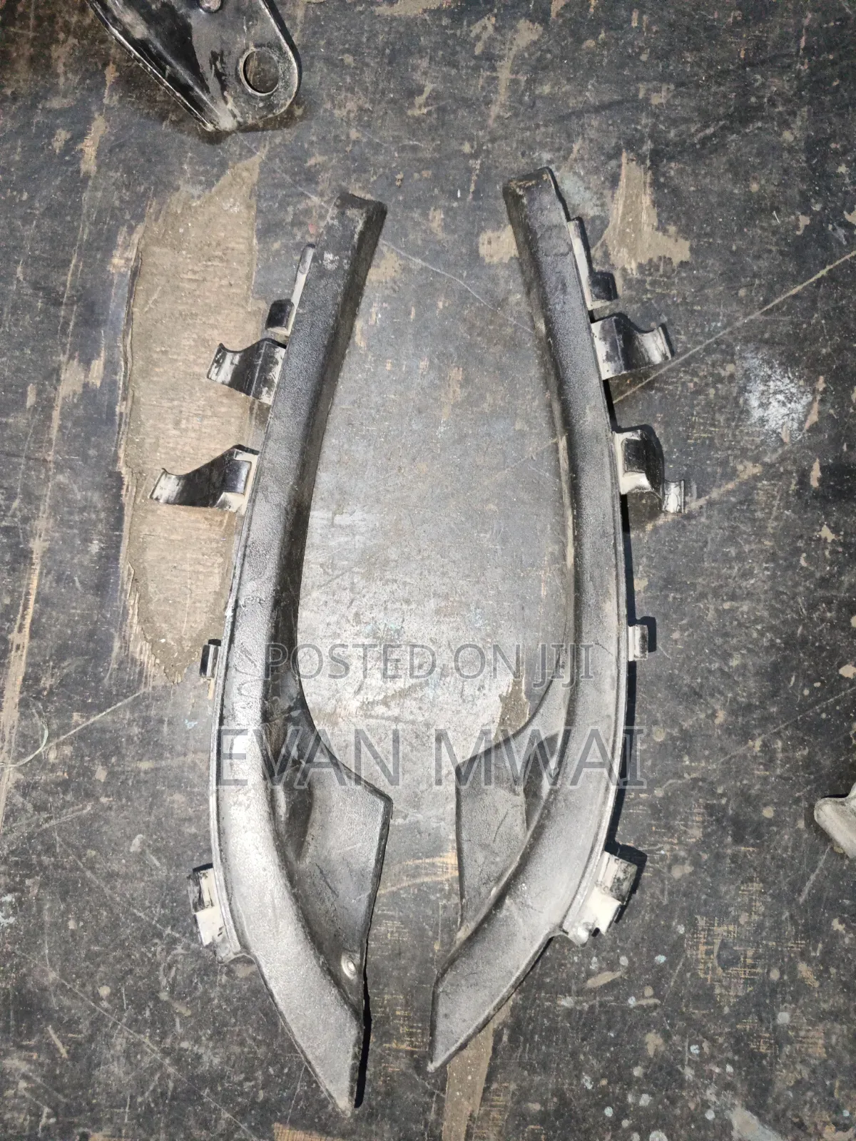 Nissan Note 2012 Front Bumpe Slide Pair