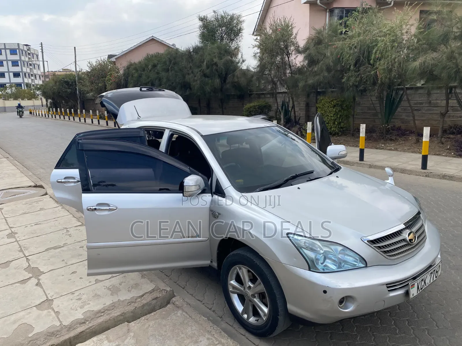 Toyota Harrier 2010 Silver