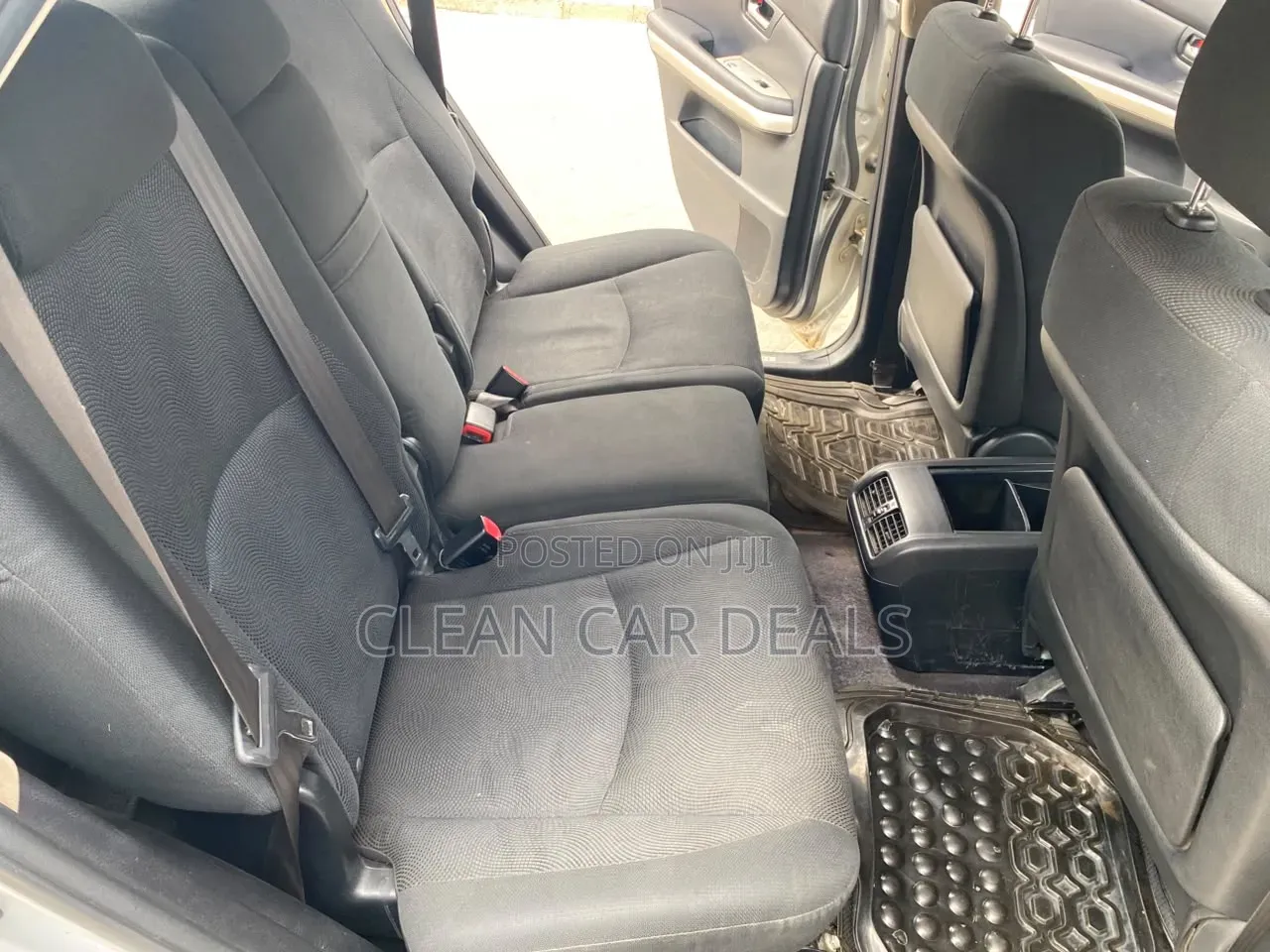 Toyota Harrier 2010 Silver