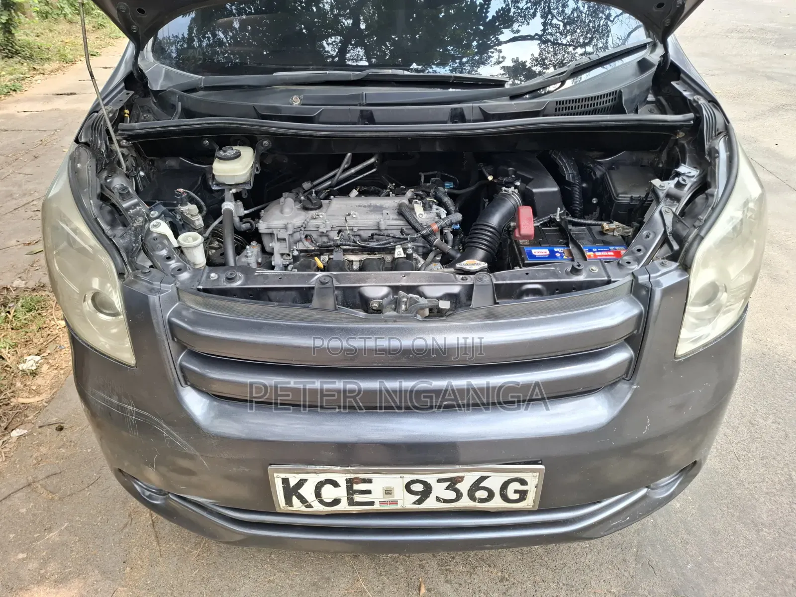 Toyota Noah 2008 Gray
