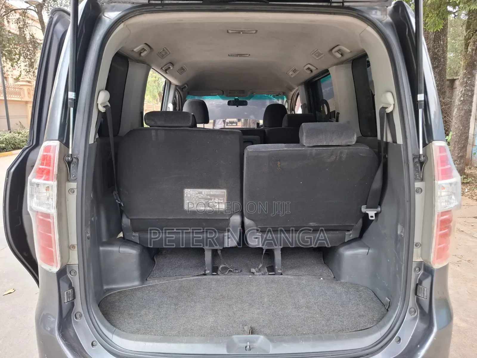Toyota Noah 2008 Gray
