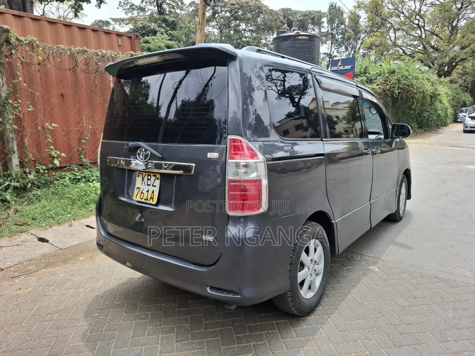 Toyota Noah 2008 Gray