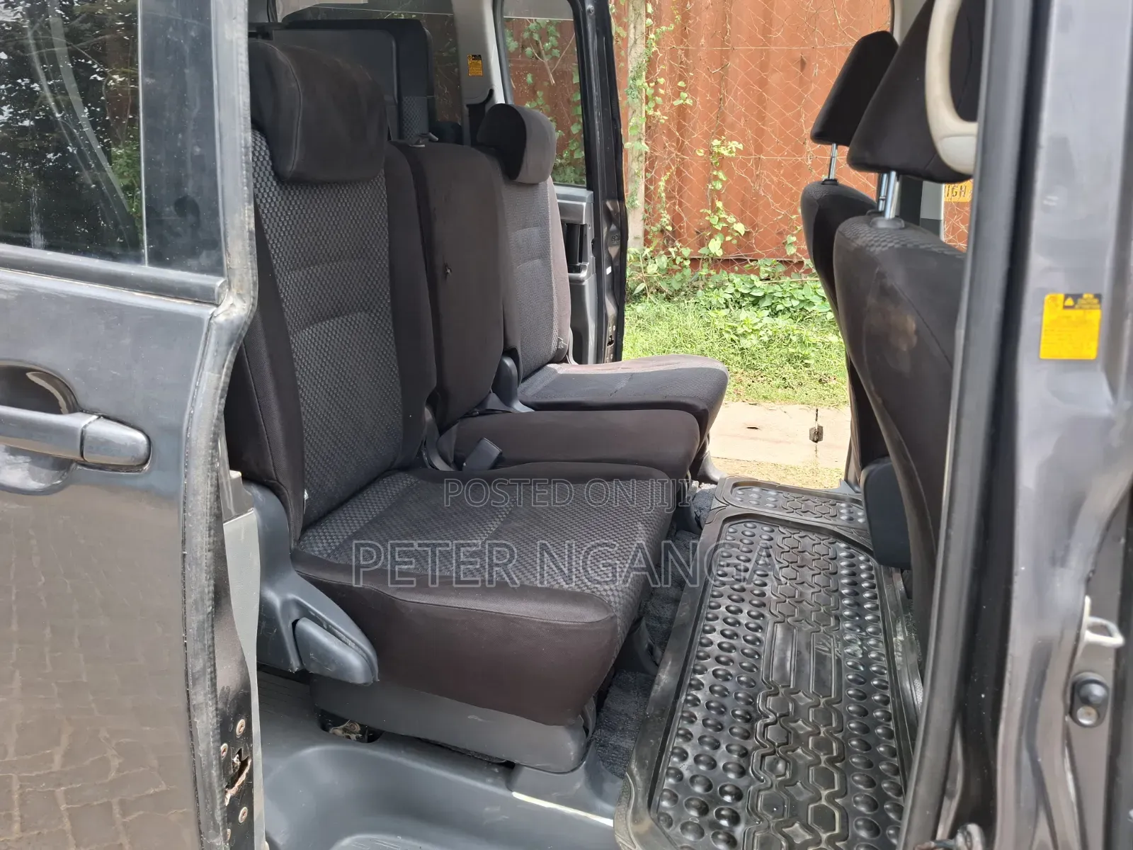 Toyota Noah 2008 Gray