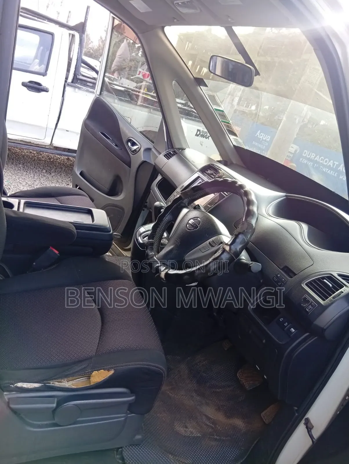 Nissan Serena 2011 White