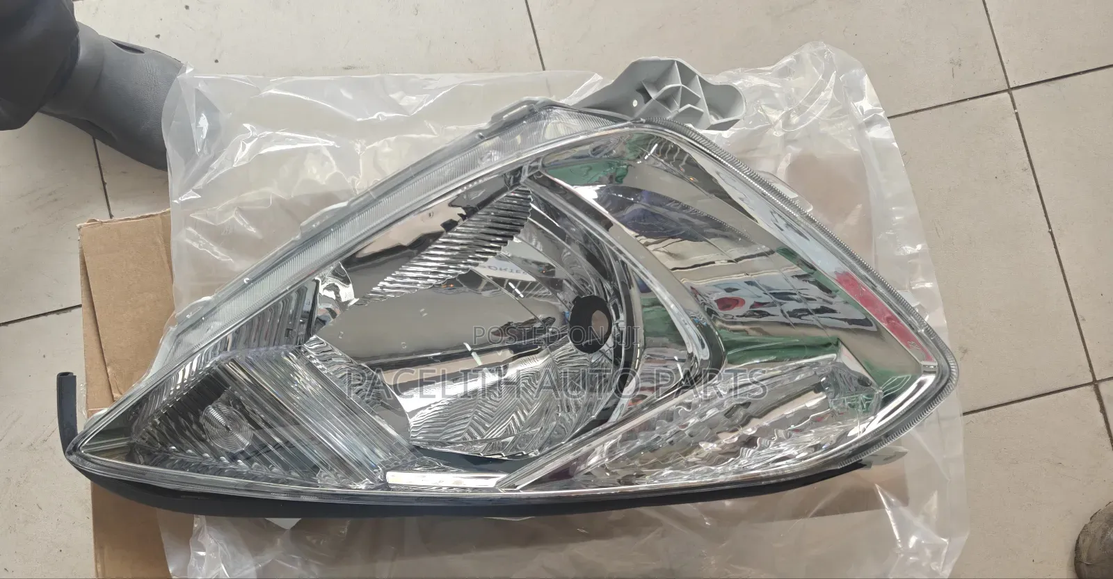 Head Lamp/ Head Light Allion 240 Non Xenon