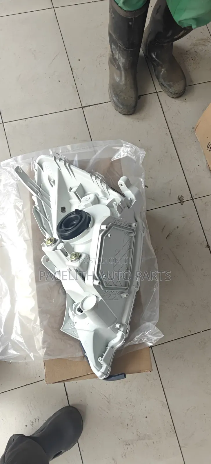 Head Lamp/ Head Light Allion 240 Non Xenon