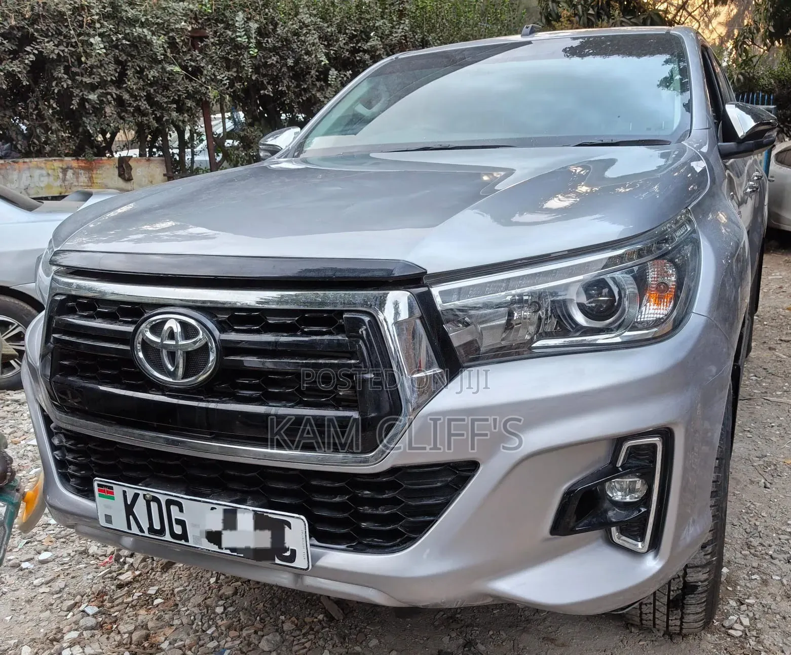 Toyota Hilux 2021 Silver