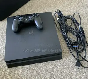 Ps4 Slim Slighly Used 1 Owner