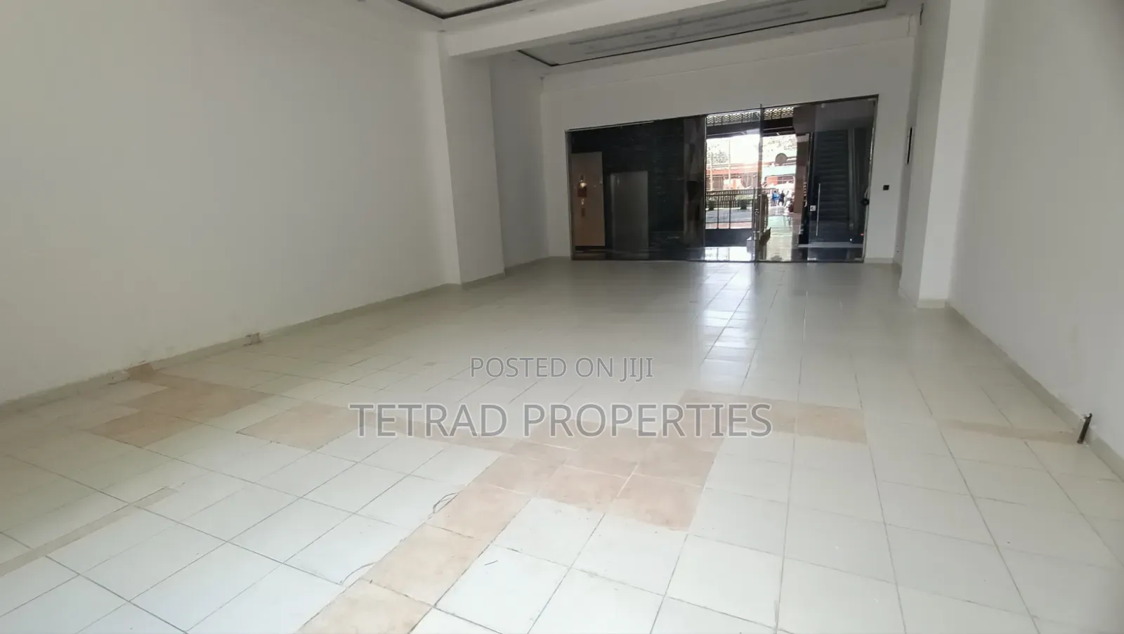 1,460 SQFT Shop in Westlands Near Sarit Center.
