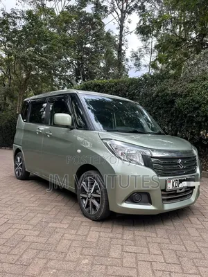 Suzuki Solio 2017 Green