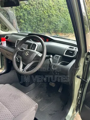 Suzuki Solio 2017 Green