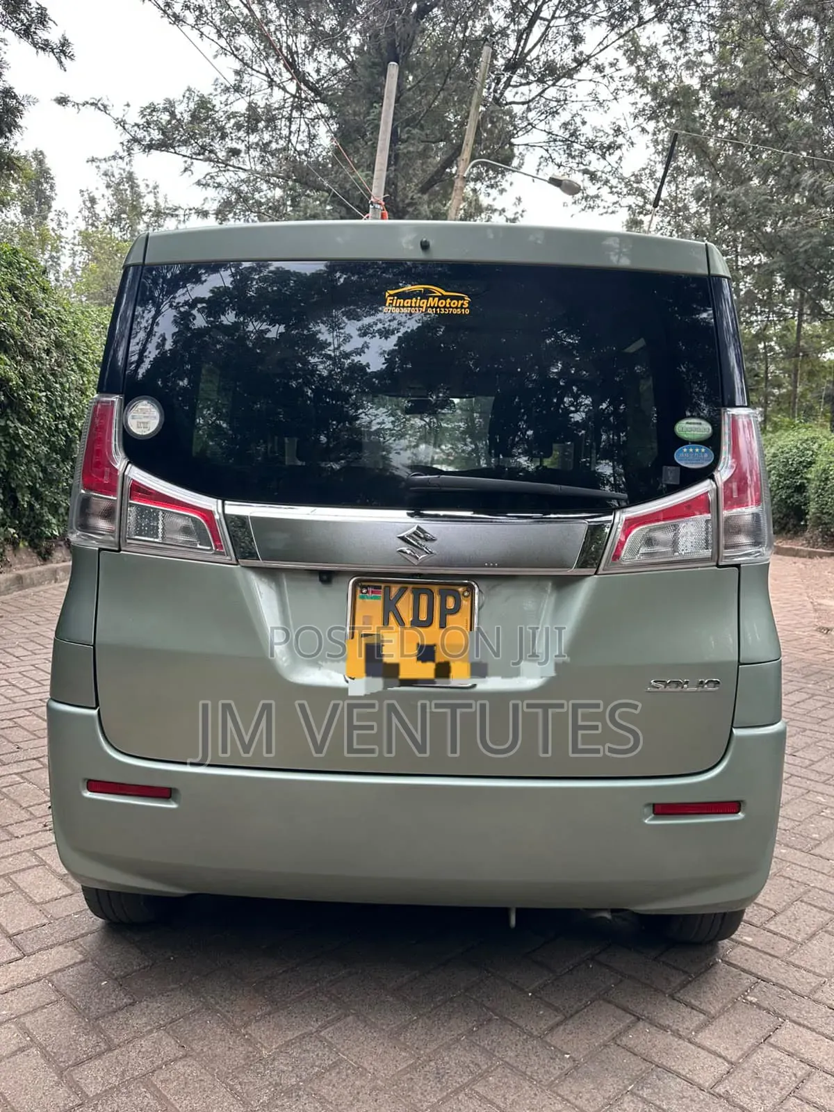 Suzuki Solio 2017 Green