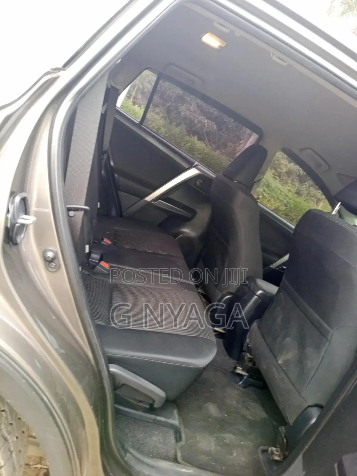 Toyota RAV4 2017 Gray