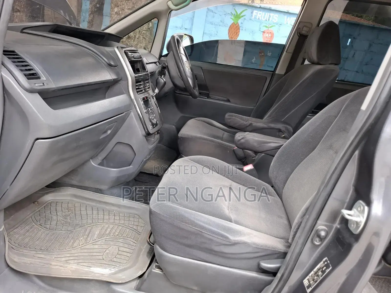 Toyota Noah 2008 Gray