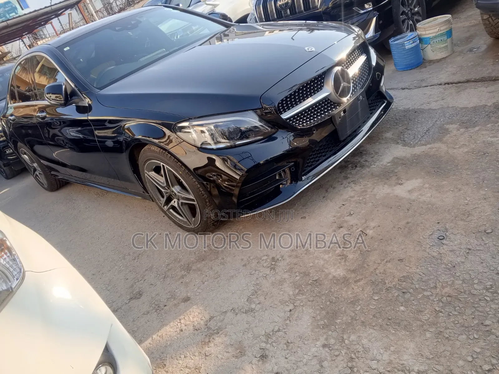 Mercedes-Benz C200 2019 Black