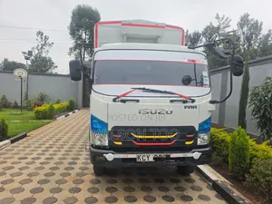 ISUZU FRR 90!kcy 2019 White