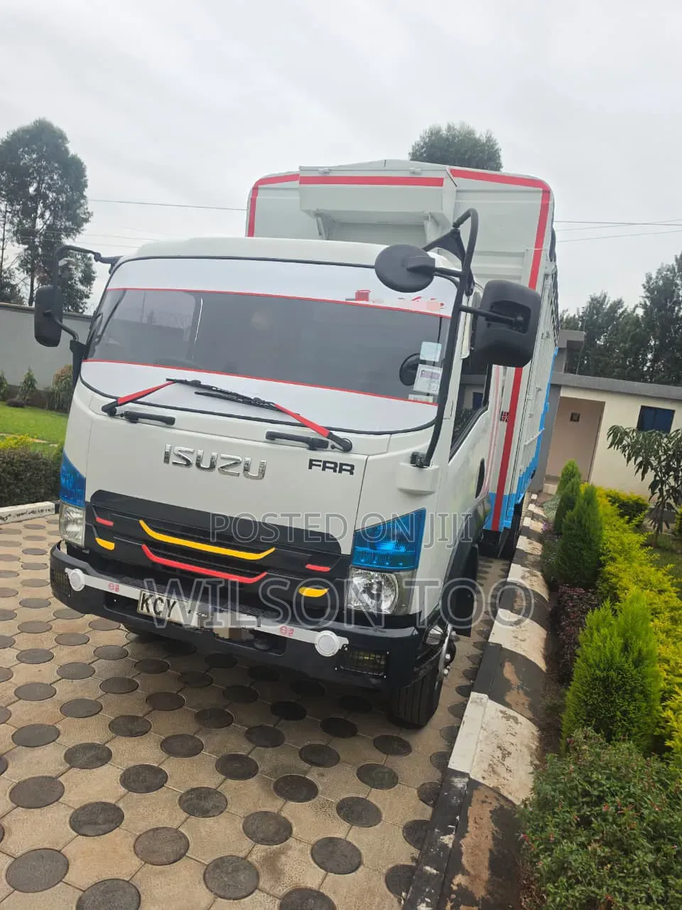 ISUZU FRR 90!kcy 2019 White