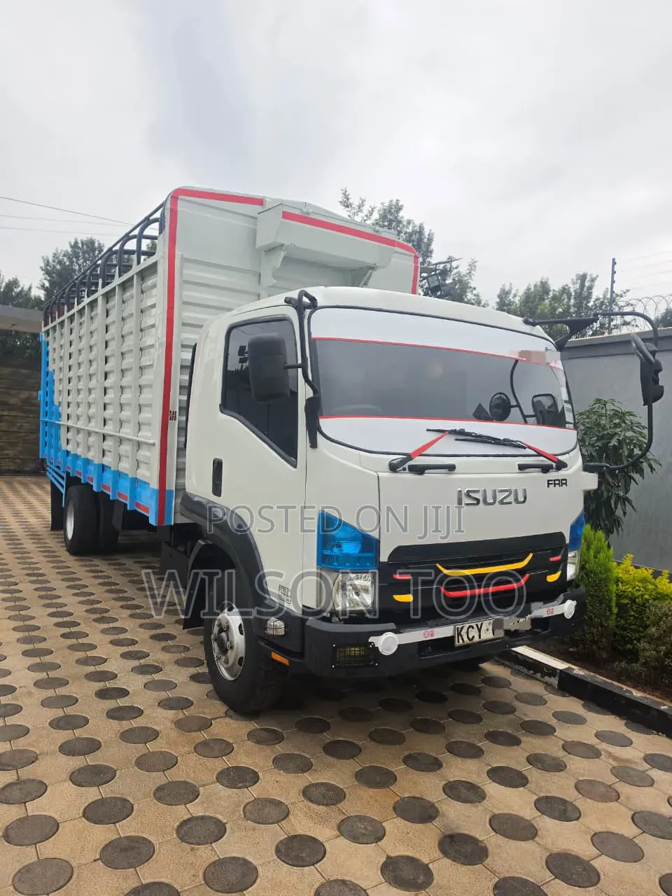 ISUZU FRR 90!kcy 2019 White