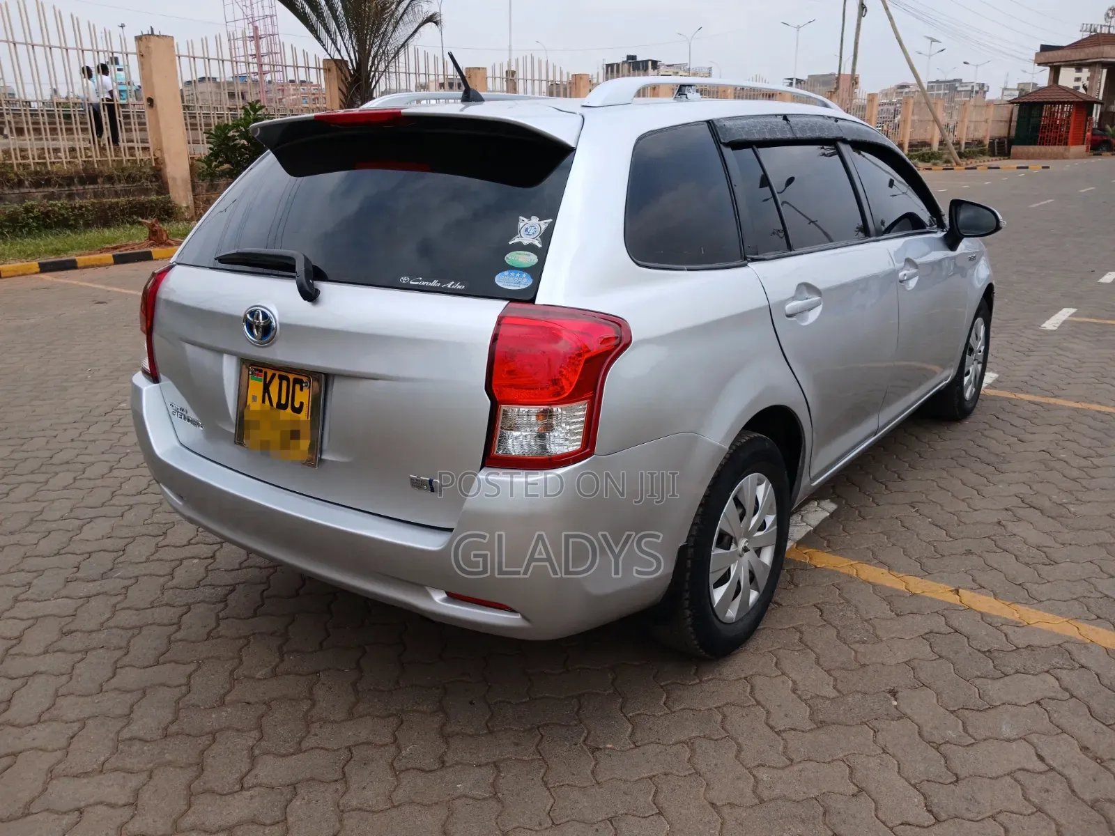 Toyota Corolla Fielder 2014 Silver