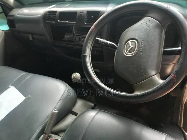 Mazda Bongo 2014 White - thumbnail 13