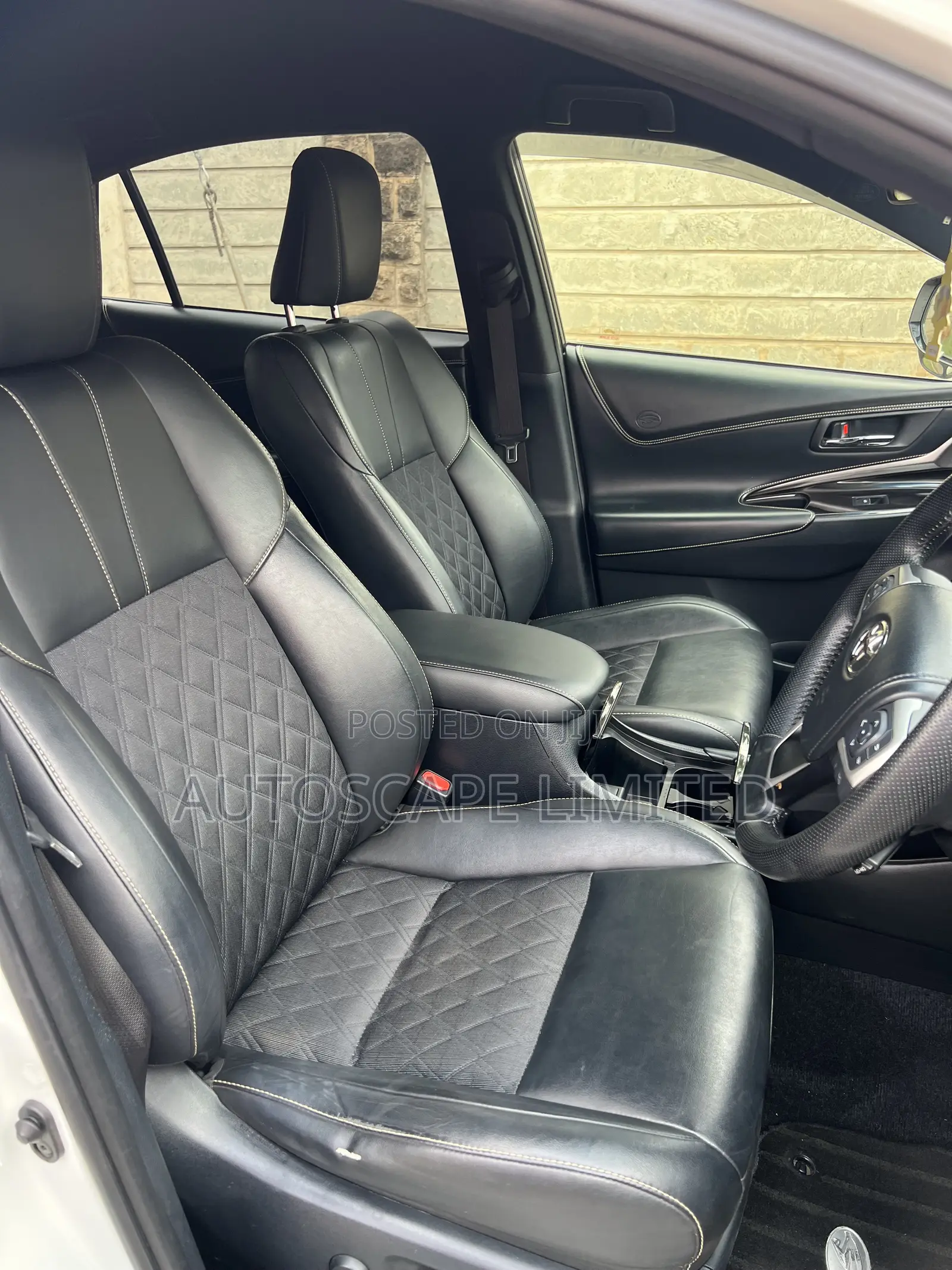 Toyota Harrier 2018 White