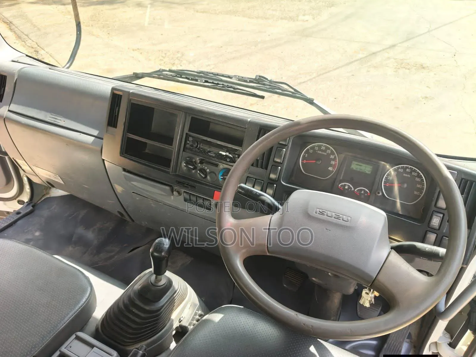 ISUZU FRR 90!kcy 2019 White
