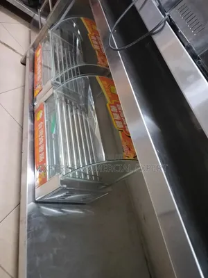 Electric Showcase Display
