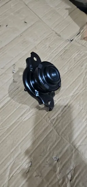 Honda Fit Engine Mounting