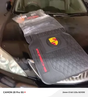 Non_slip Spiked Backing Dust Trapping Surface 5pc Porsche Mats