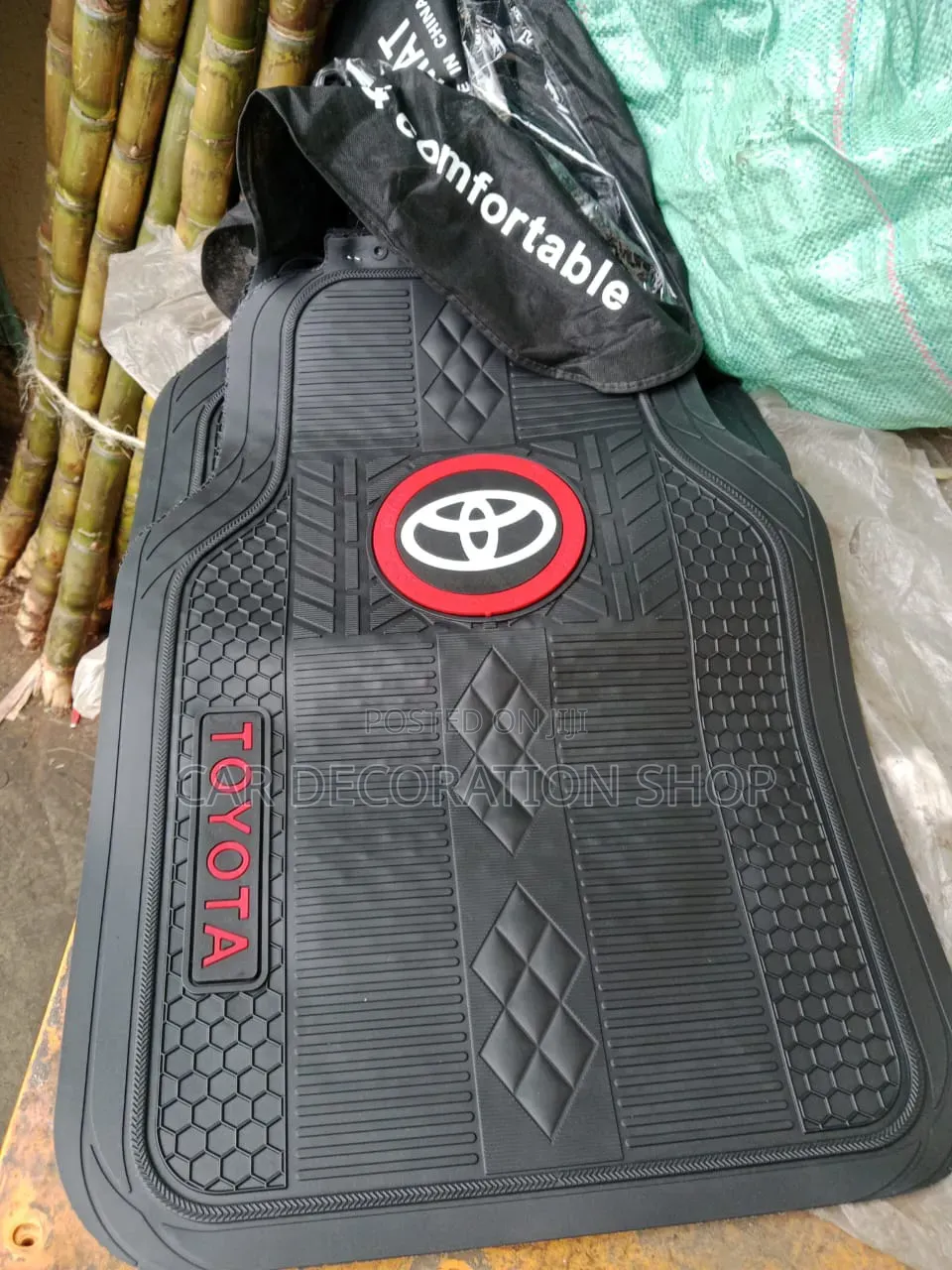 Durable Waterproof Heavy Duty Rubber Toyota Floor Mat