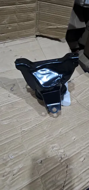 Honda CRM Engine Mounting