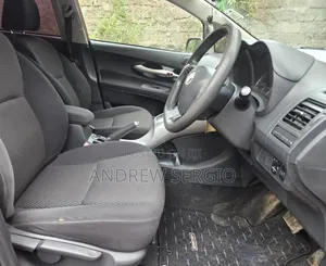 Toyota Auris 2010 Red