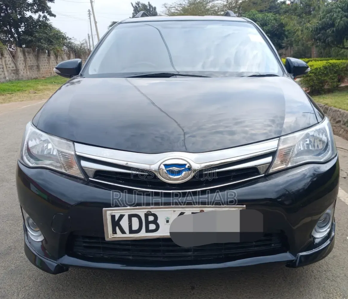 Toyota Corolla Fielder 2014 Black