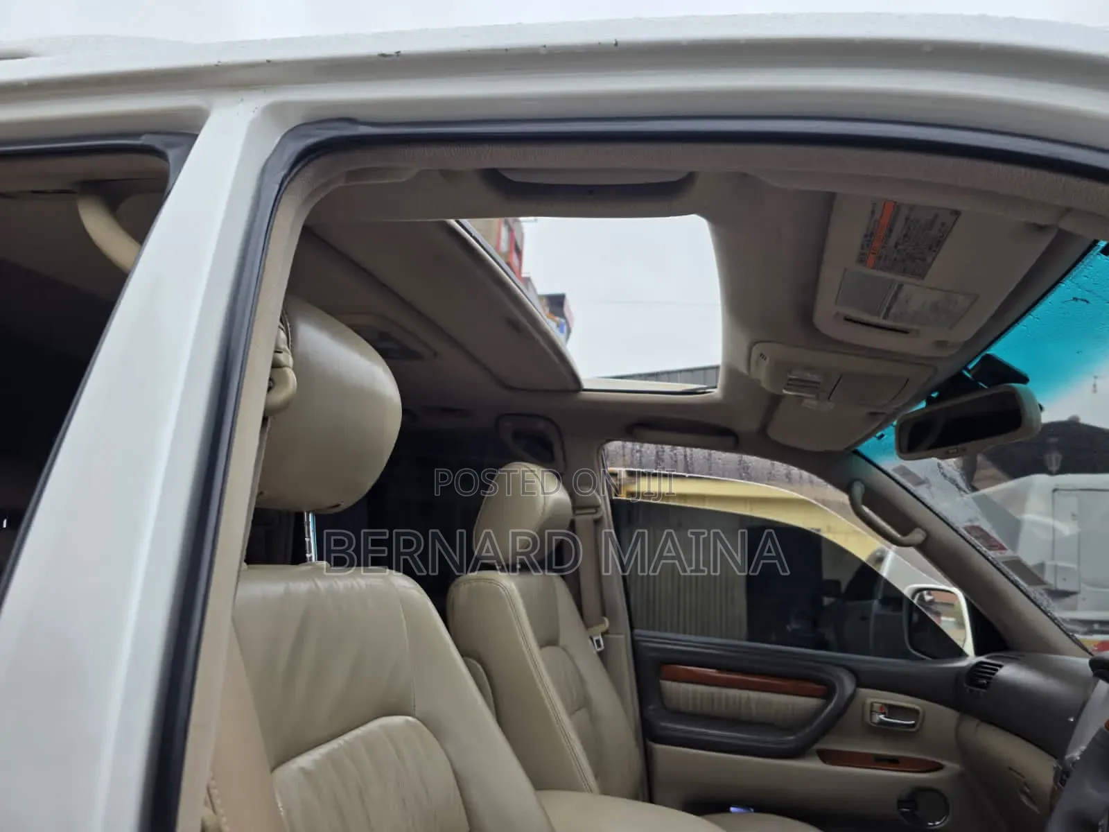 Toyota Land Cruiser 2005 White