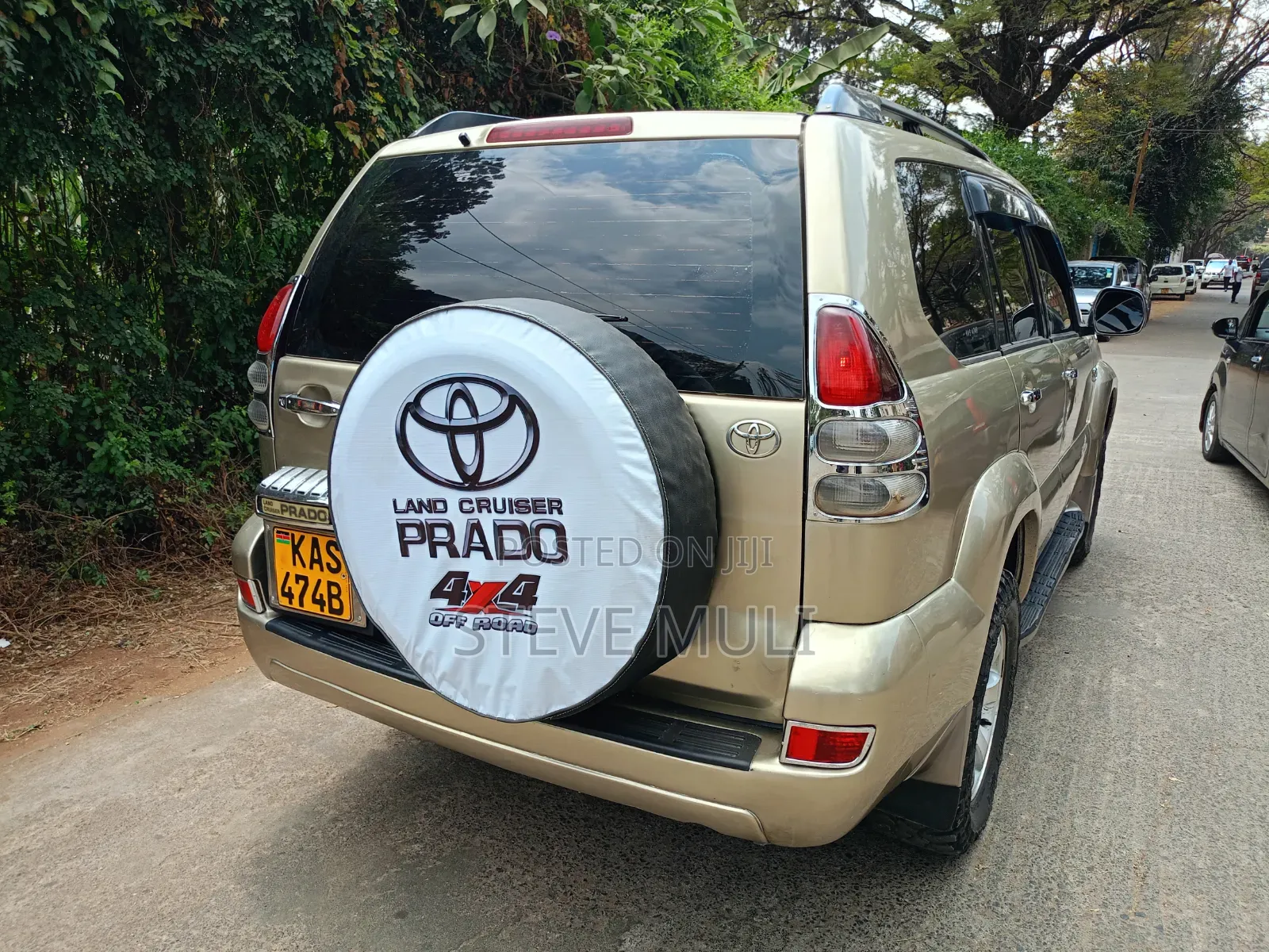 Toyota Hilux 2003 Gold