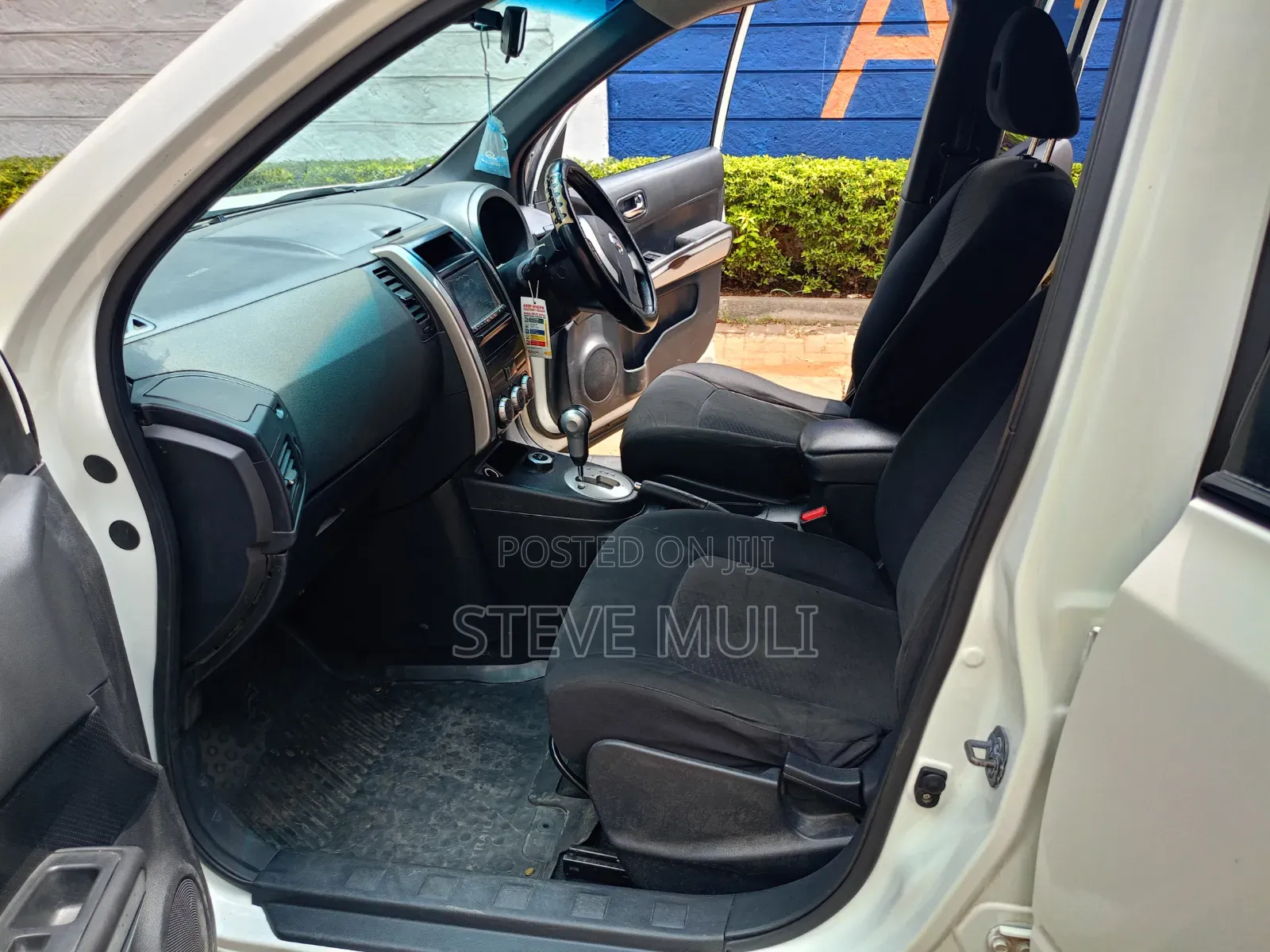 Nissan X-Trail 2011 White