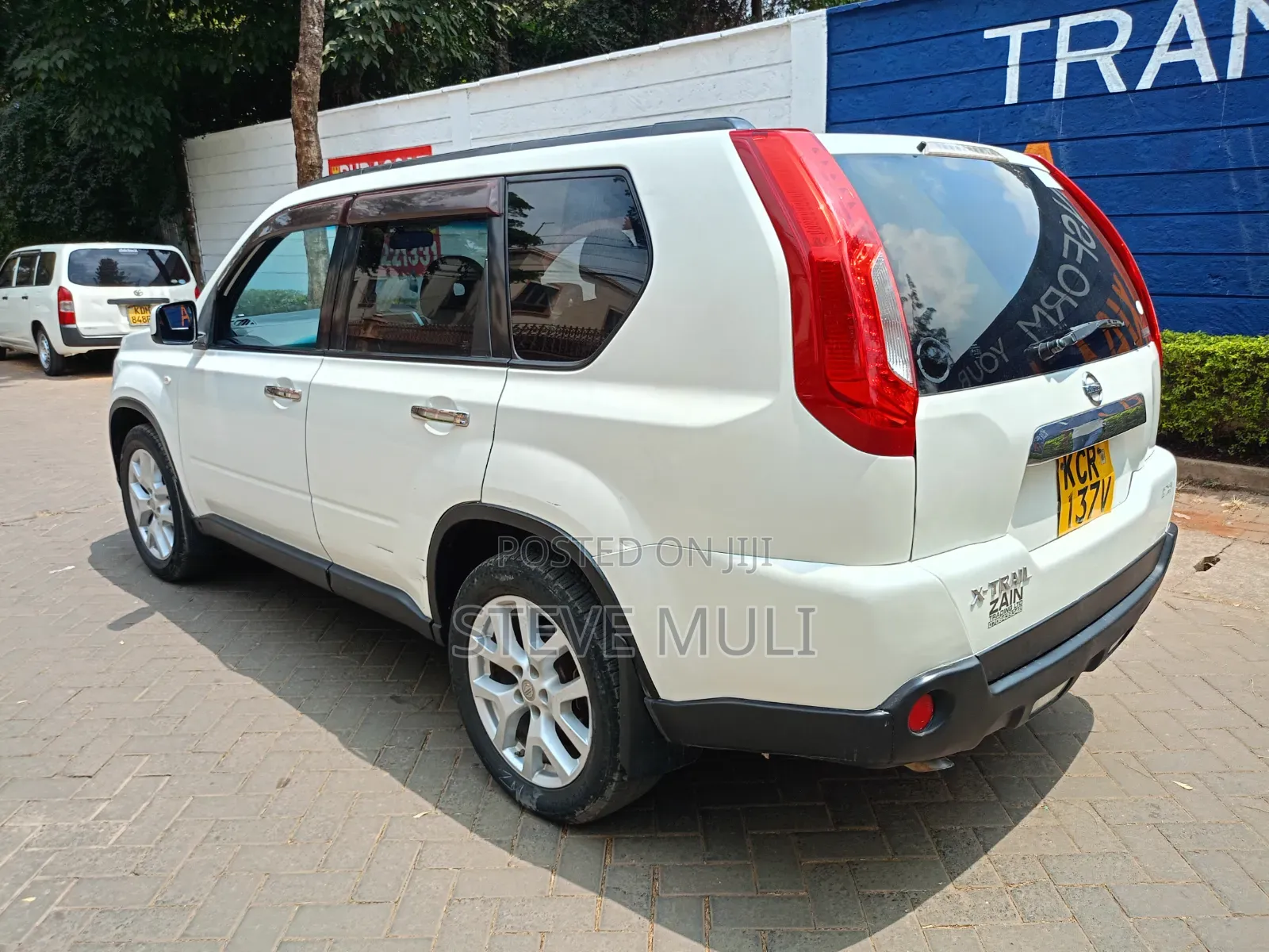 Nissan X-Trail 2011 White