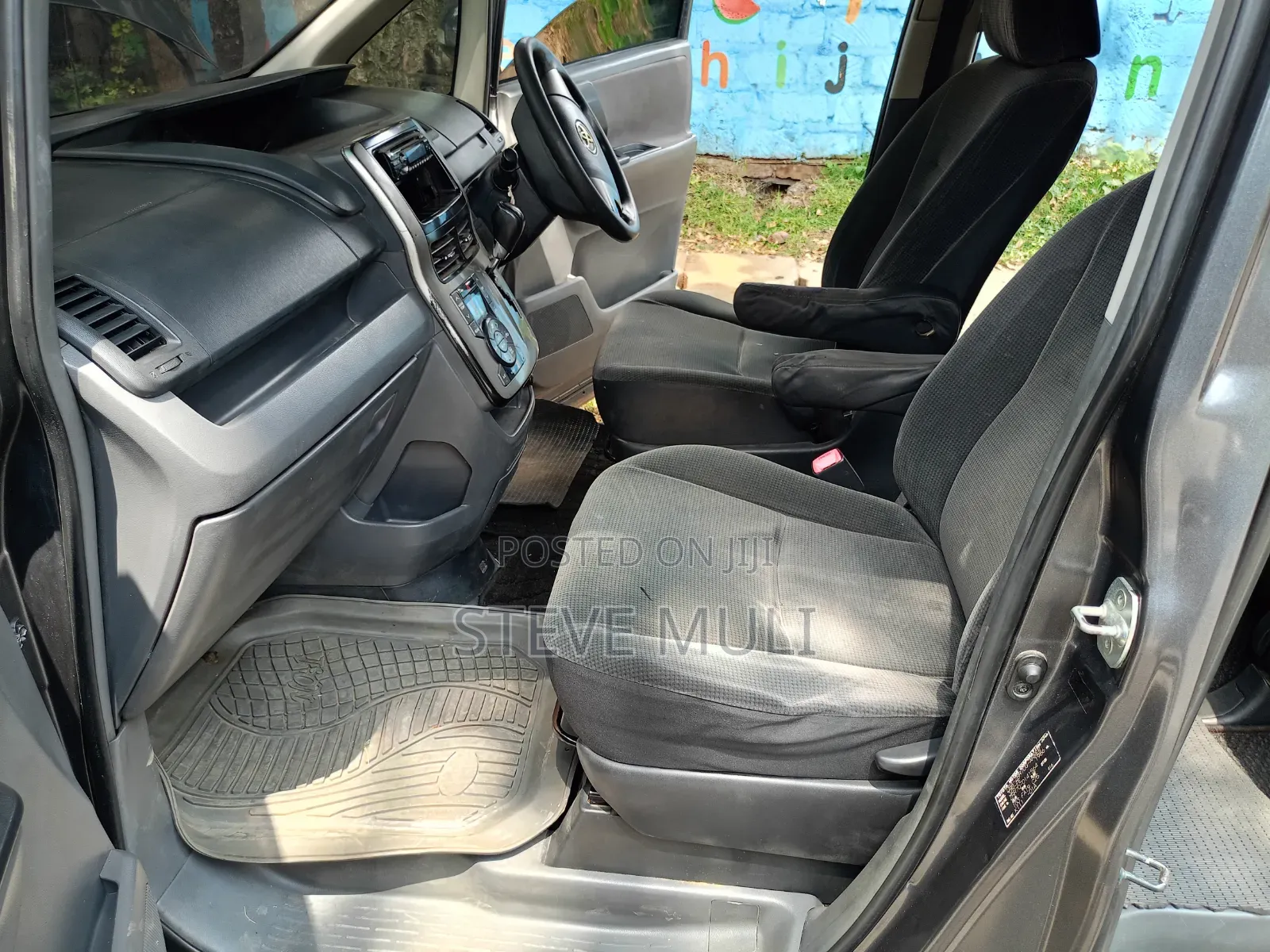 Toyota Noah 2008 Gray