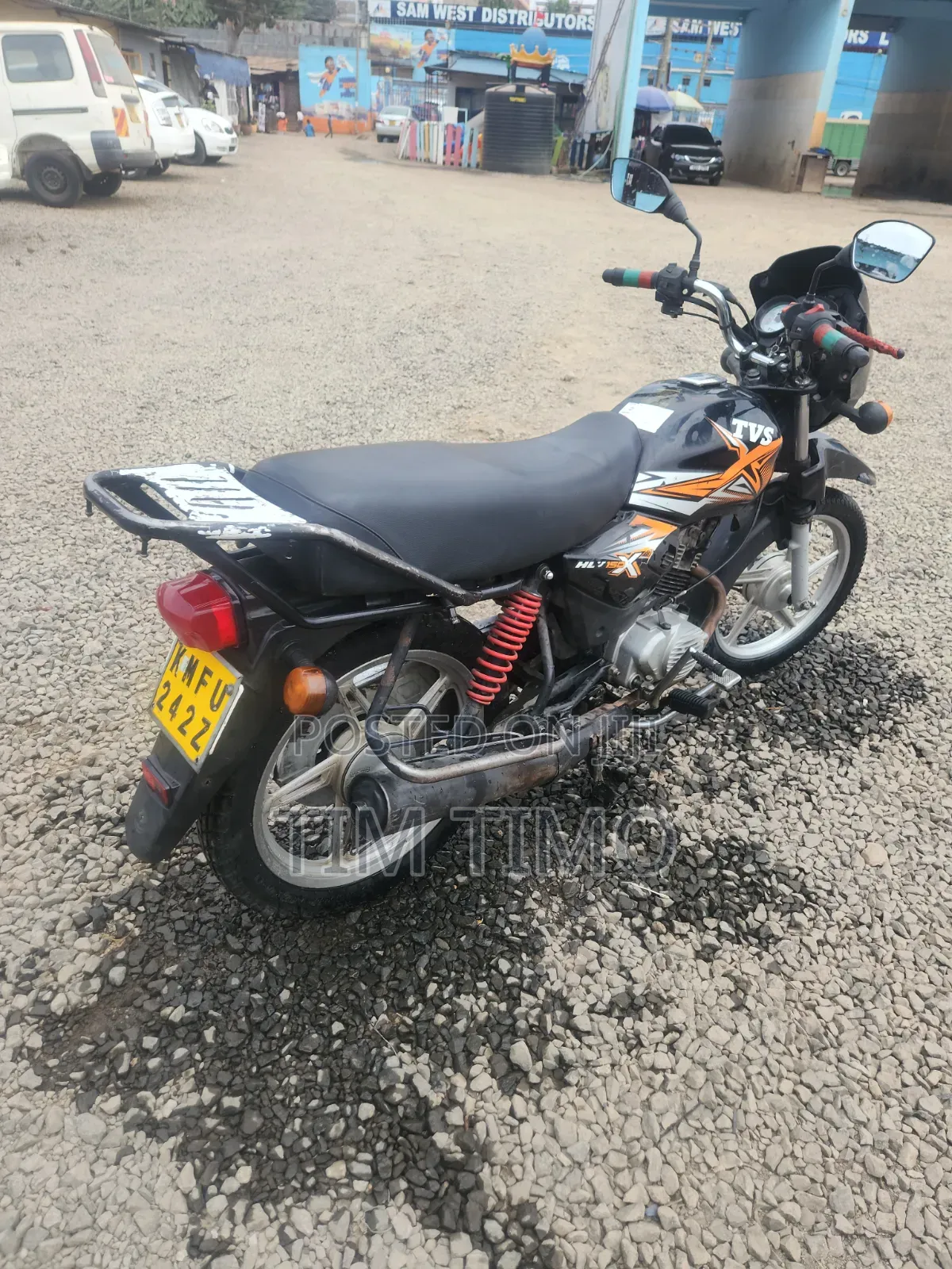 TVS HLX Plus ES 2025 Black