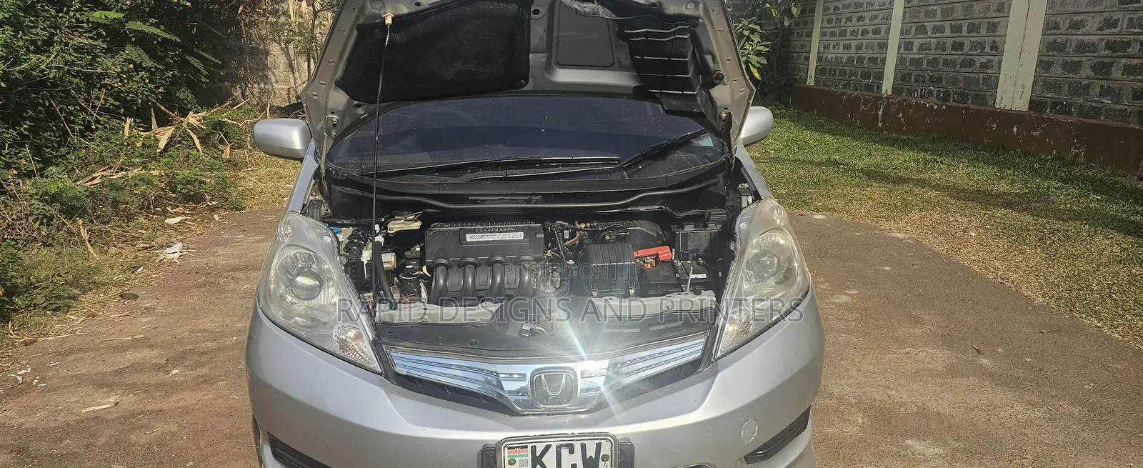 Honda Fit Shuttle 1.3 Hybrid 2WD 2012 Silver