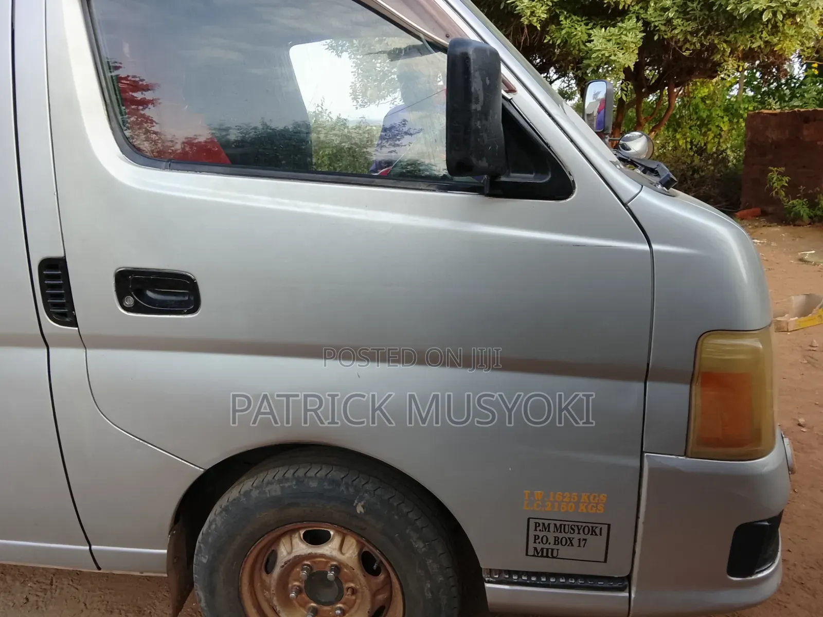 Nissan Caravan (Urvan) 2008 Silver
