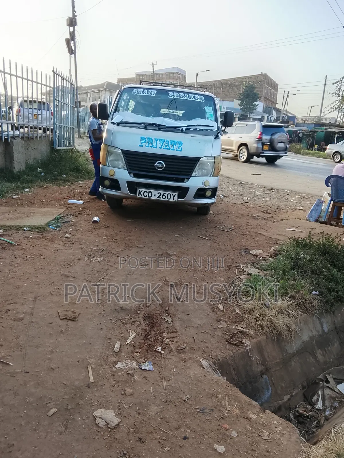 Nissan Caravan (Urvan) 2008 Silver