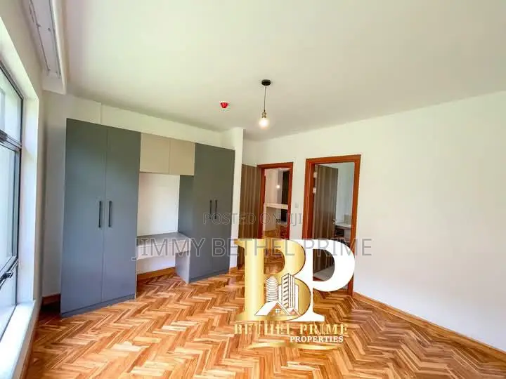 4bdrm Townhouse / Terrace in Rosslyn for rent